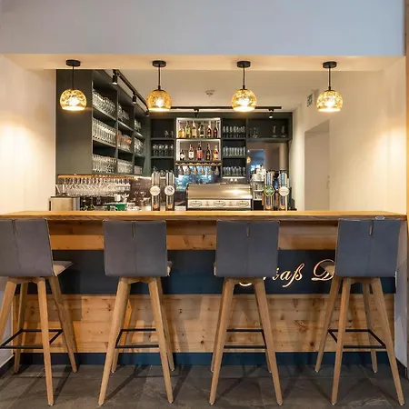 酒店 布伦纳酒店 - 雷特拉姆 斯拉德明