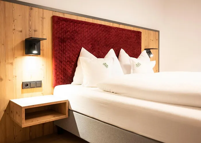 布伦纳酒店 - 雷特拉姆 3* 斯拉德明